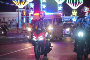 BIB: 
                            <button type="button" onclick="openModal(24429982)" class="btn btn-primary btn-sm float-right btn-popup" data-toggle="modal" data-target=".modal-high-quality">
                        <i class="fas fa-shopping-cart"></i> Add to Cart
                    </button>
                                            <button type="button" onclick="isThisMe(24429982, true)" class="btn btn-success btn-sm float-right btn-popup btn-isme hidden" data-toggle="tooltip" data-placement="bottom" title="นี่คือรูปของคุณใช่ไหม คลิกที่นี่เพื่อเอาเข้าอัลบั้ม">
                        <i class="fas fa-plus"></i> Add to album
                    </button>
                    <button type="button" onclick="isThisMe(24429982, false)" class="btn btn-warning btn-sm float-right btn-popup btn-isnotme hidden">
                        <i class="fas fa-ban"></i> Remove from album
                    </button>